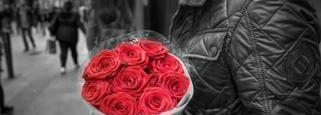 romantic Valentine's Gifts for her header